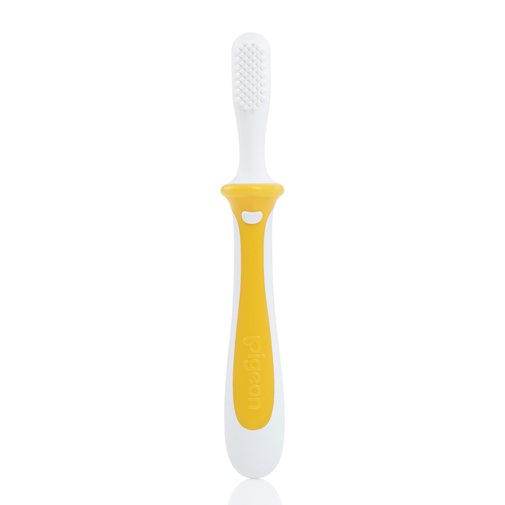 Soft Bristle Toothbrush for Baby | Pigeon Baby Training Toothbrush Lesson 1 Yellow