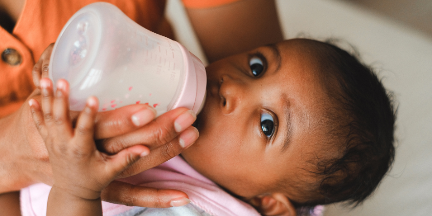 Your baby refuses to drink breastmilk